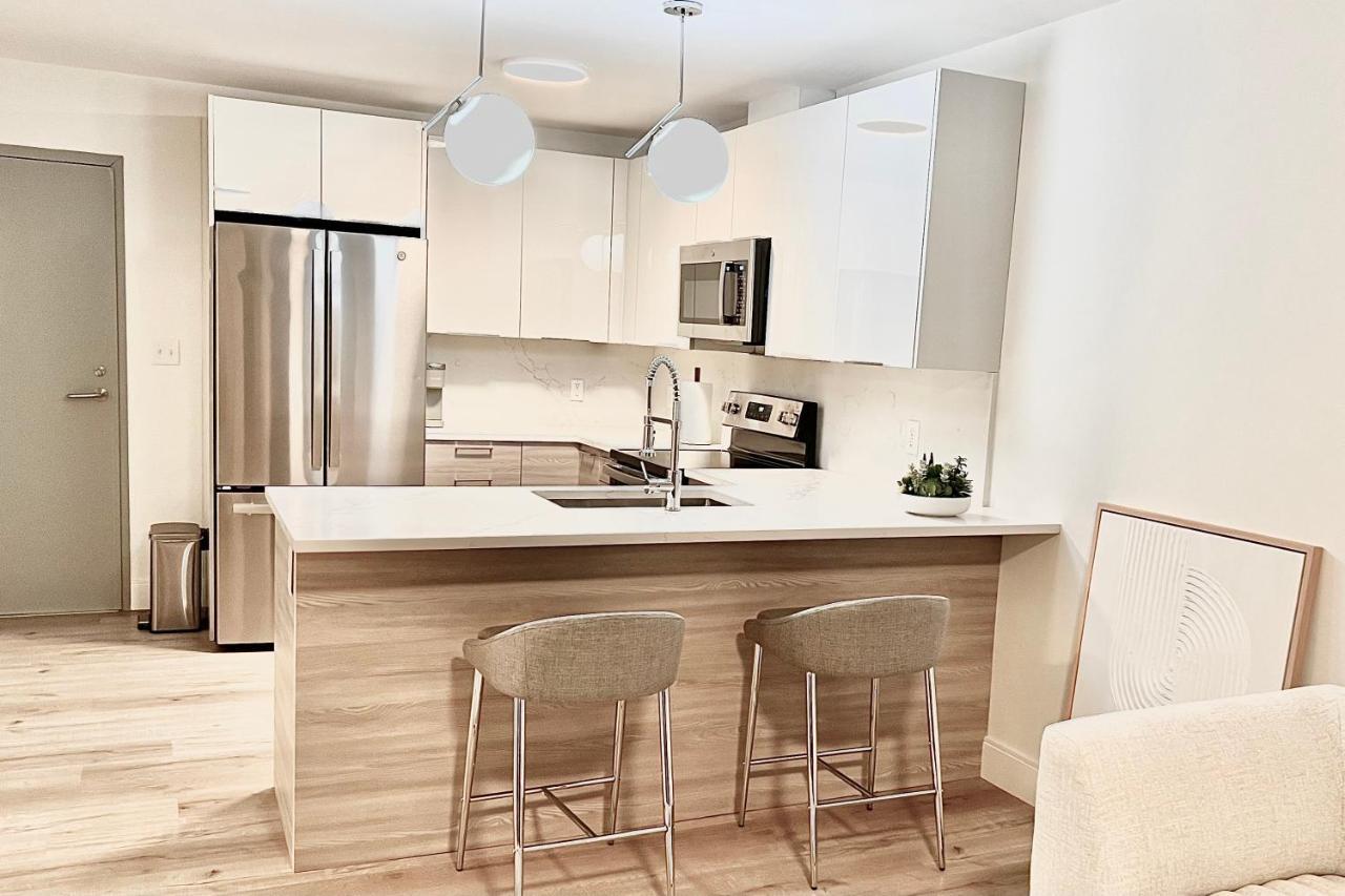 Modern 2 Bed Furnished Apartment In Quincy Esterno foto